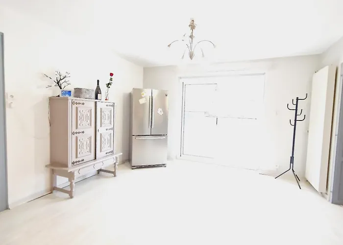 Gitedaval Maison Famille Et 펜션